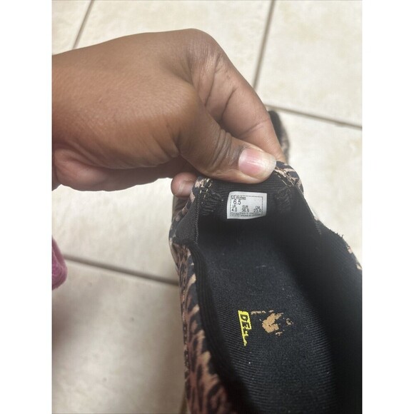 Vans Classic Leopard Print Slipon Sneaker Ultra Cushion Shoes Size 6.5 - Picture 5 of 5